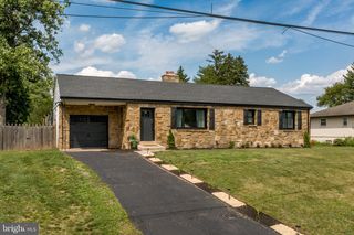 123 HOLLY RD, Southampton, PA 18966