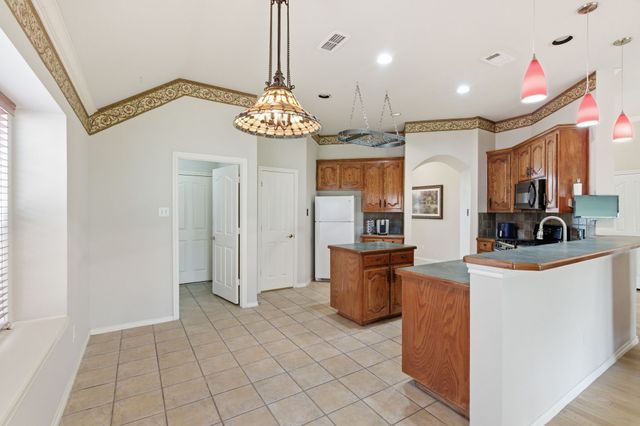 1210 Andromeda Way, Arlington, TX 76013