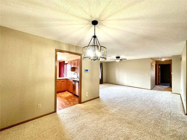 4300 Maureen Court SE 168, Cedar Rapids, IA 52403
