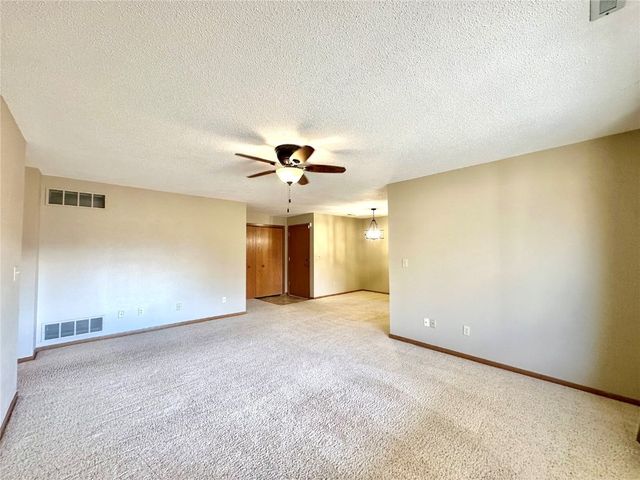 4300 Maureen Court SE 168, Cedar Rapids, IA 52403