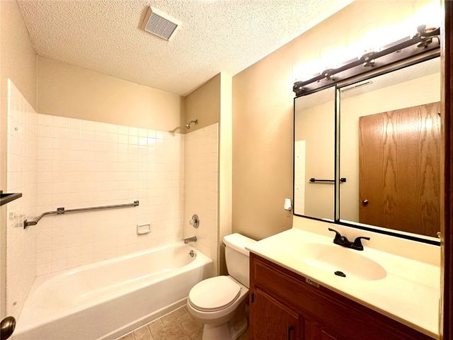 4300 Maureen Court SE 168, Cedar Rapids, IA 52403