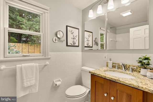 5108 MACOMB ST NW, Washington, DC 20016