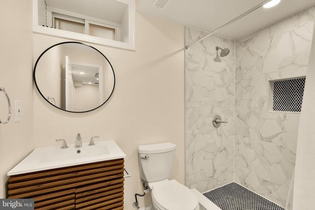 5108 MACOMB ST NW, Washington, DC 20016