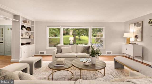 5108 MACOMB ST NW, Washington, DC 20016