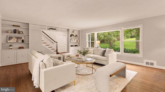 5108 MACOMB ST NW, Washington, DC 20016