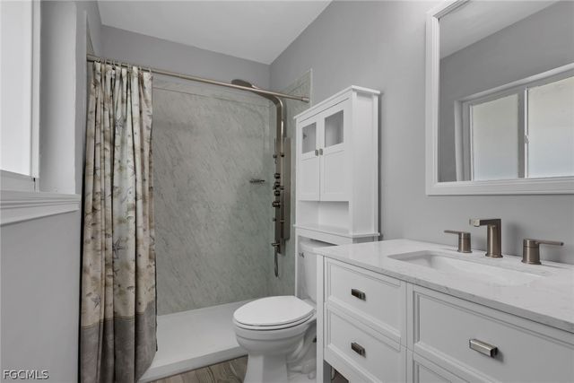 549 Peck AVE, Fort Myers, FL 33919