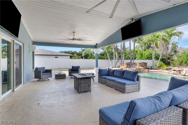 549 Peck AVE, Fort Myers, FL 33919