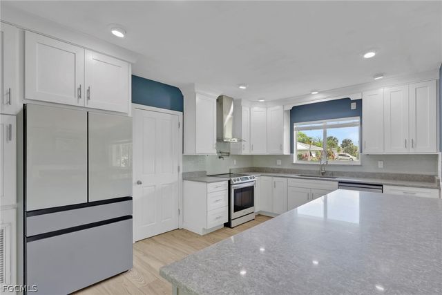 549 Peck AVE, Fort Myers, FL 33919