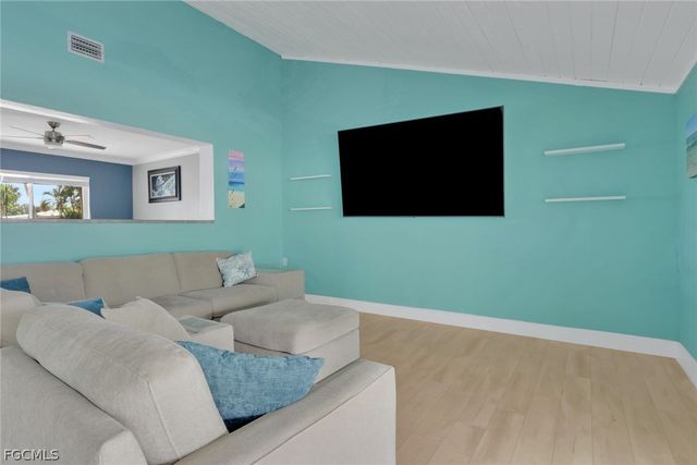 549 Peck AVE, Fort Myers, FL 33919