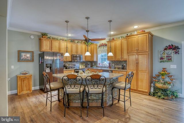 14380 S DUPONT HWY, Harrington, DE 19952