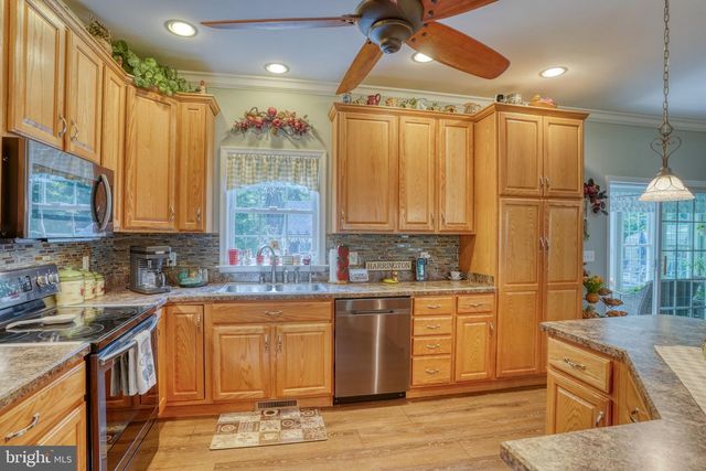 14380 S DUPONT HWY, Harrington, DE 19952