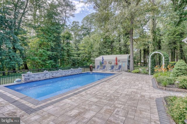 14380 S DUPONT HWY, Harrington, DE 19952