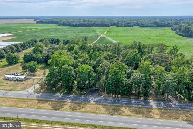 14380 S DUPONT HWY, Harrington, DE 19952