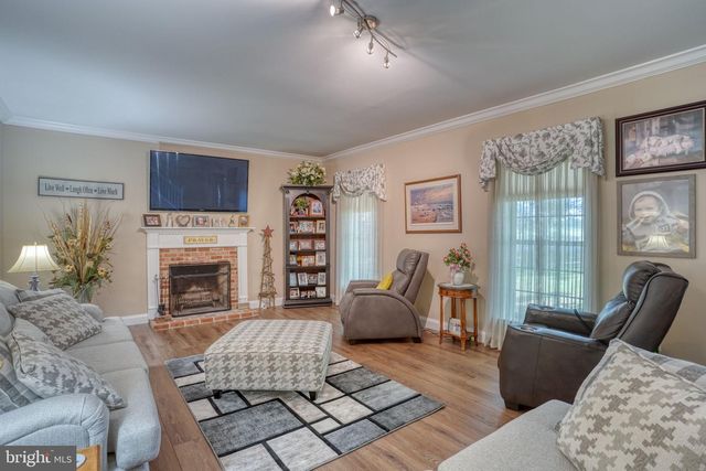 14380 S DUPONT HWY, Harrington, DE 19952