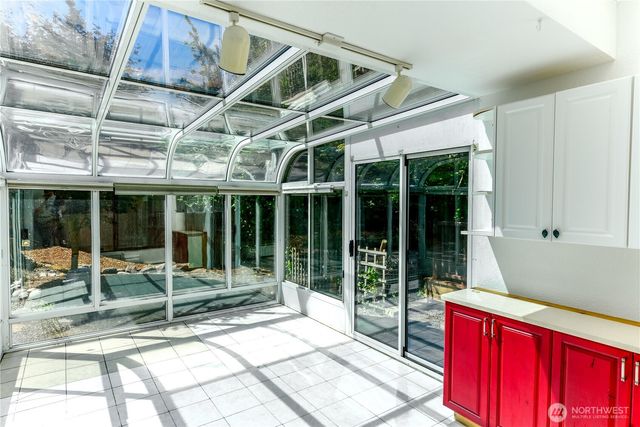 179 Hurricane Ridge Drive, Sequim, WA 98382