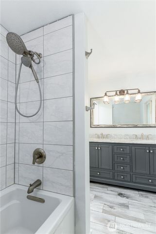 179 Hurricane Ridge Drive, Sequim, WA 98382