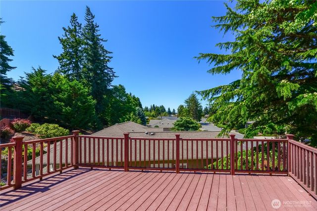 179 Hurricane Ridge Drive, Sequim, WA 98382