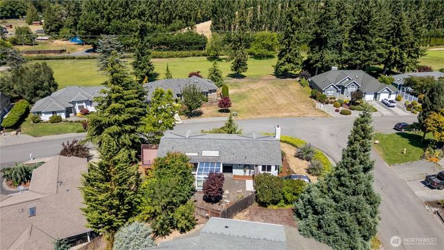 179 Hurricane Ridge Drive, Sequim, WA 98382