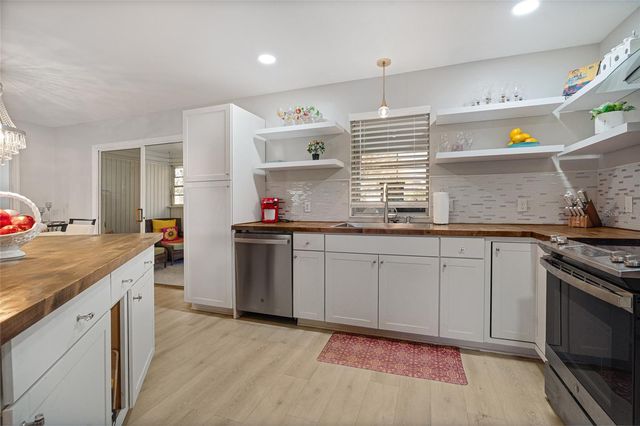 509 DEL MAR DRIVE, The Villages, FL 32159