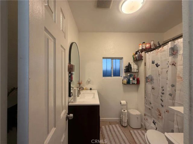 512 S Willowbrook, Compton, CA 90220