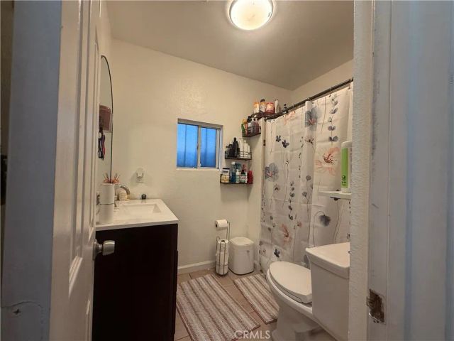 512 S Willowbrook, Compton, CA 90220