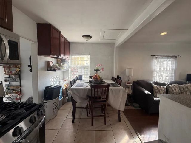 512 S Willowbrook, Compton, CA 90220