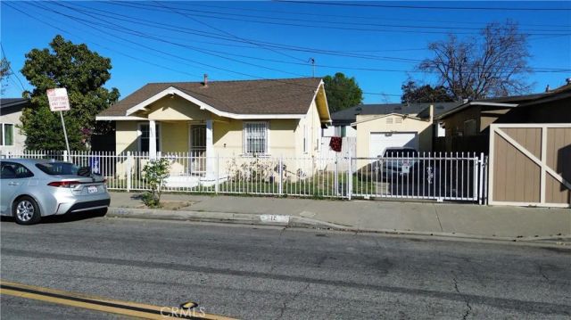 512 S Willowbrook, Compton, CA 90220