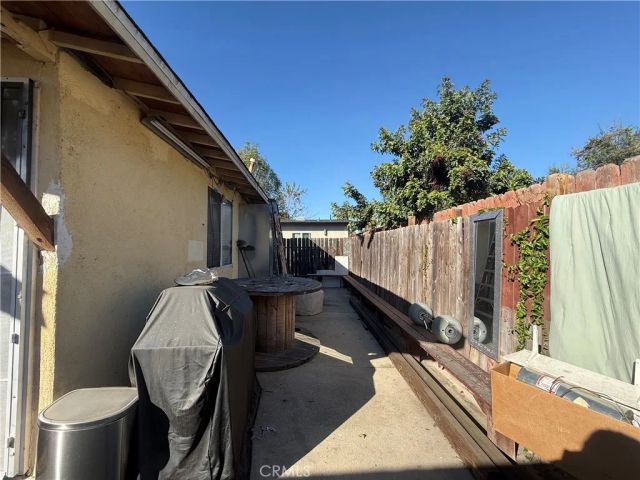 512 S Willowbrook, Compton, CA 90220
