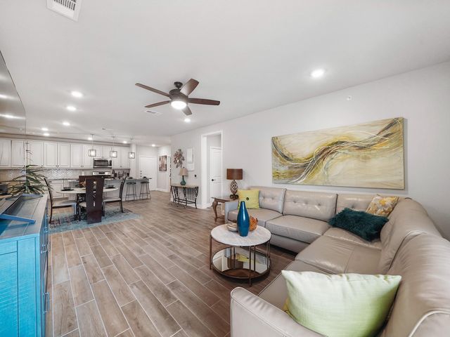 6804 Westview Drive 2201, Houston, TX 77055