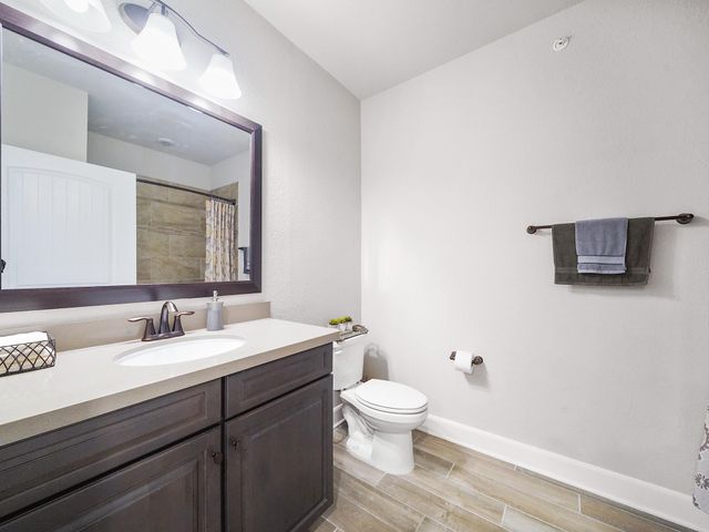 6804 Westview Drive 2201, Houston, TX 77055