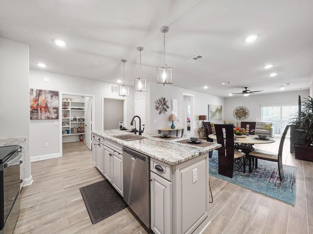 6804 Westview Drive 2201, Houston, TX 77055