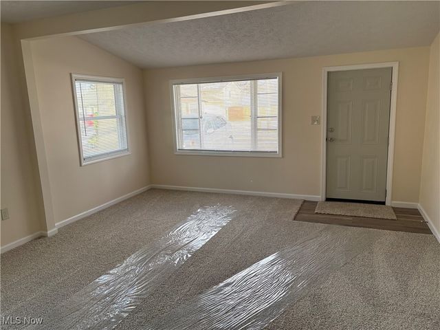 656 Hazelwood Drive, Vermilion, OH 44089