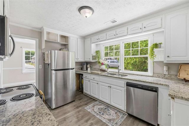 186 S Forest Avenue S, Social Circle, GA 30025