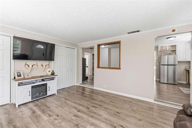 186 S Forest Avenue S, Social Circle, GA 30025