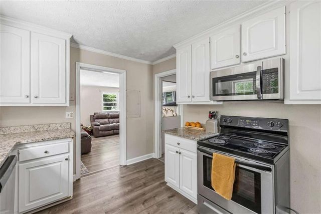 186 S Forest Avenue S, Social Circle, GA 30025