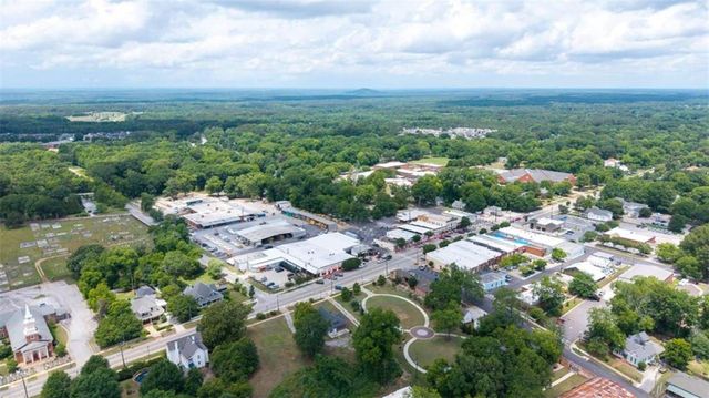186 S Forest Avenue S, Social Circle, GA 30025