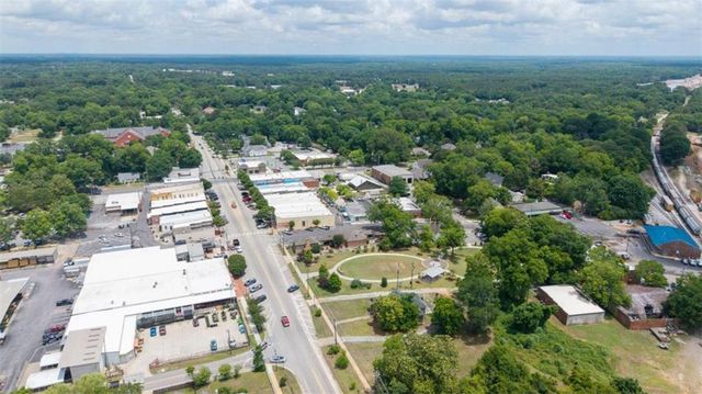 186 S Forest Avenue S, Social Circle, GA 30025