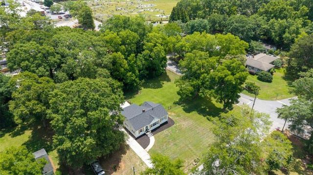 186 S Forest Avenue S, Social Circle, GA 30025