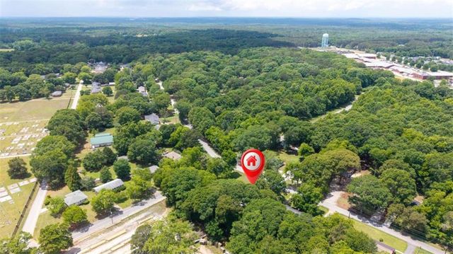 186 S Forest Avenue S, Social Circle, GA 30025