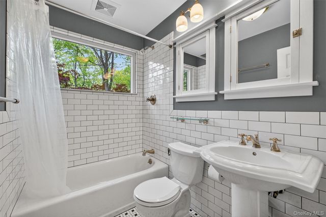 20 Cricket Lane, Mahopac, NY 10541