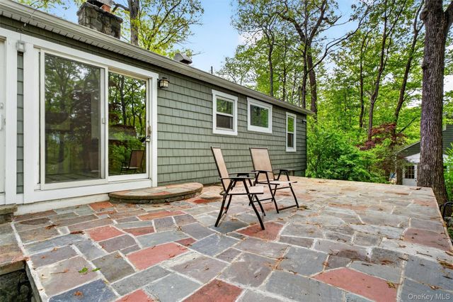 20 Cricket Lane, Mahopac, NY 10541