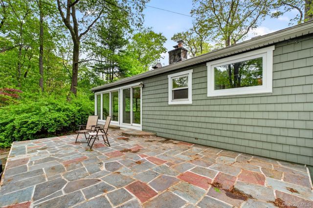 20 Cricket Lane, Mahopac, NY 10541