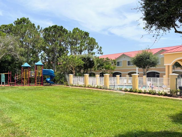 5088 SE Mariner Garden Circle, Stuart, FL 34997