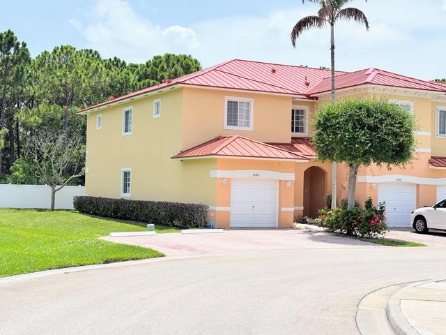 5088 SE Mariner Garden Circle, Stuart, FL 34997