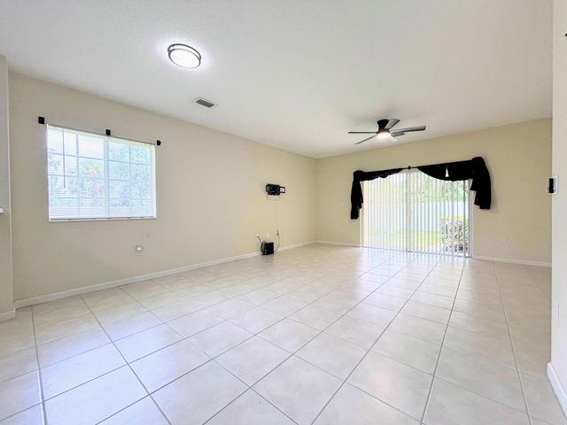 5088 SE Mariner Garden Circle, Stuart, FL 34997