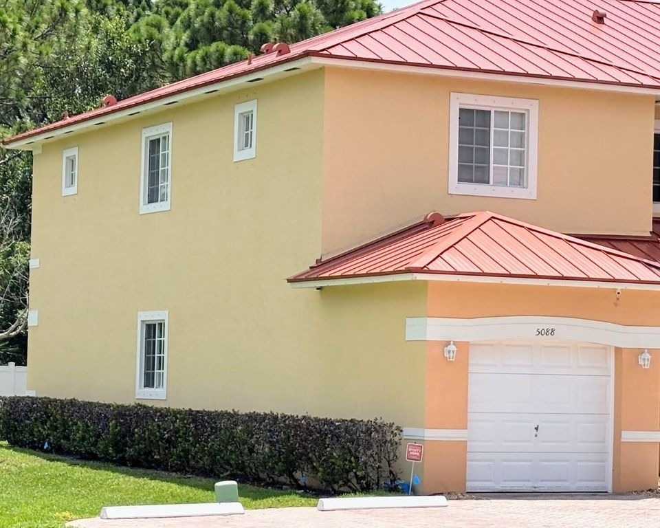 5088 SE Mariner Garden Circle, Stuart, FL 34997