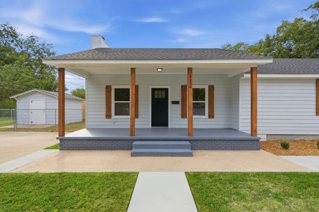 4204 S 35th West Avenue, Tulsa, OK 74107