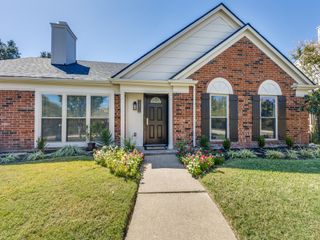 2426 South Parkway Boulevard, Mesquite, TX 75149