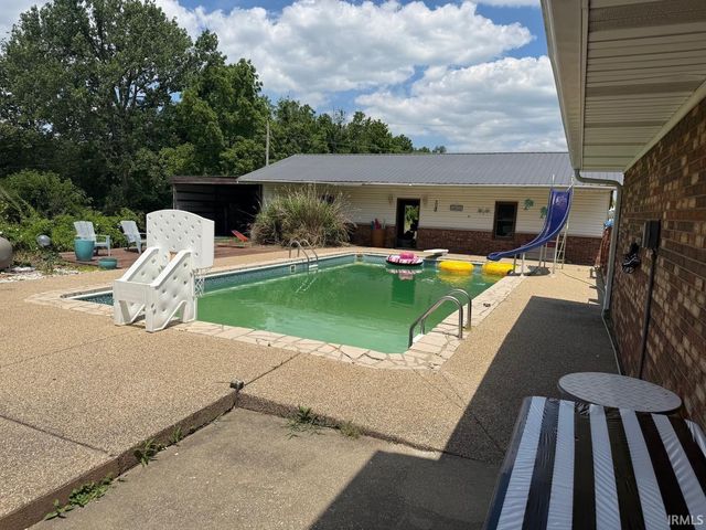 2099 W 50 S. Road, Princeton, IN 47670