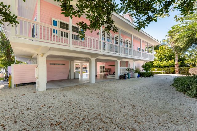 415 Palm Drive, Lower Matecumbe, FL 33036